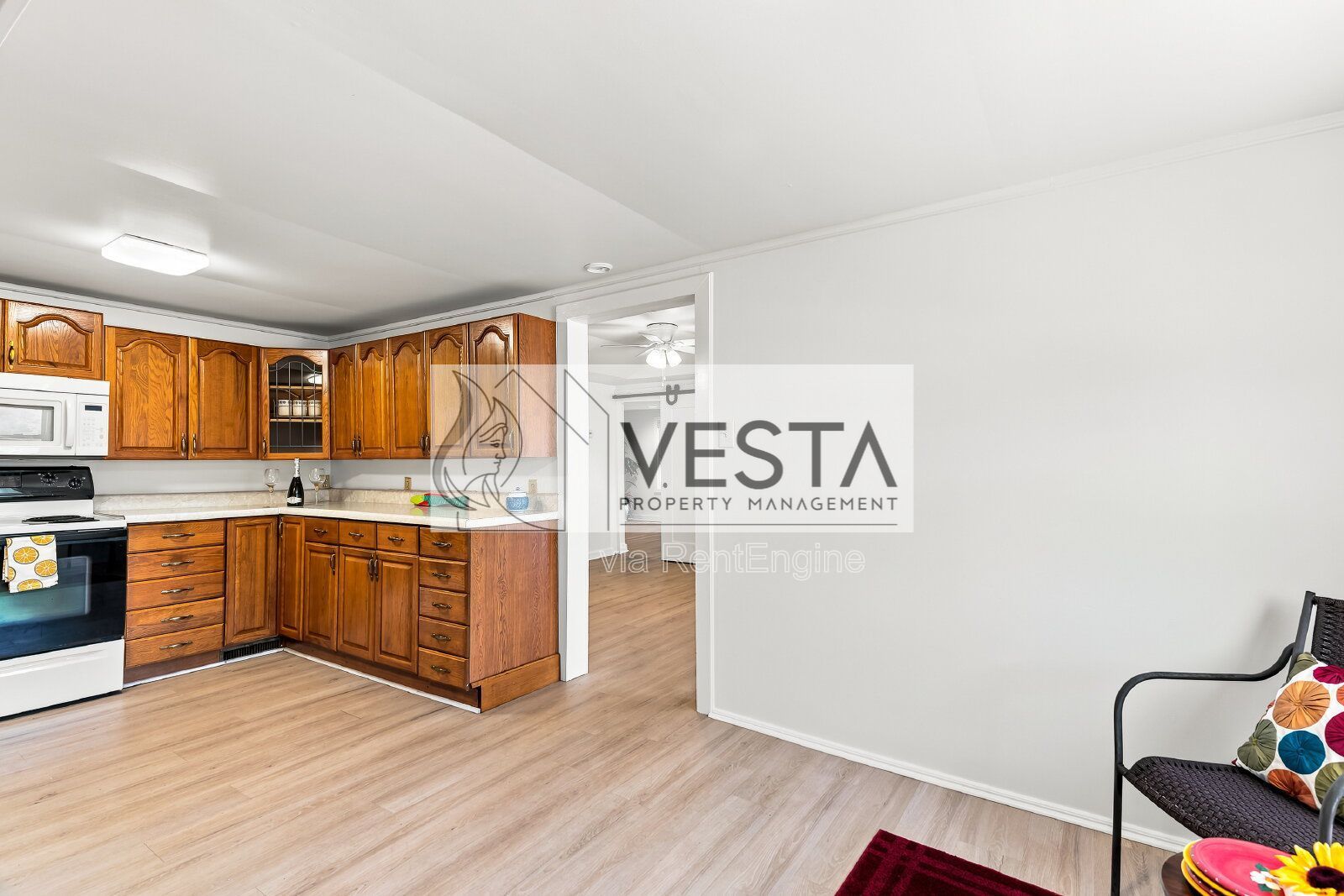 Quiet 2BR/2BA Home with Attached Garage – Swannanoa / East Asheville Area property image