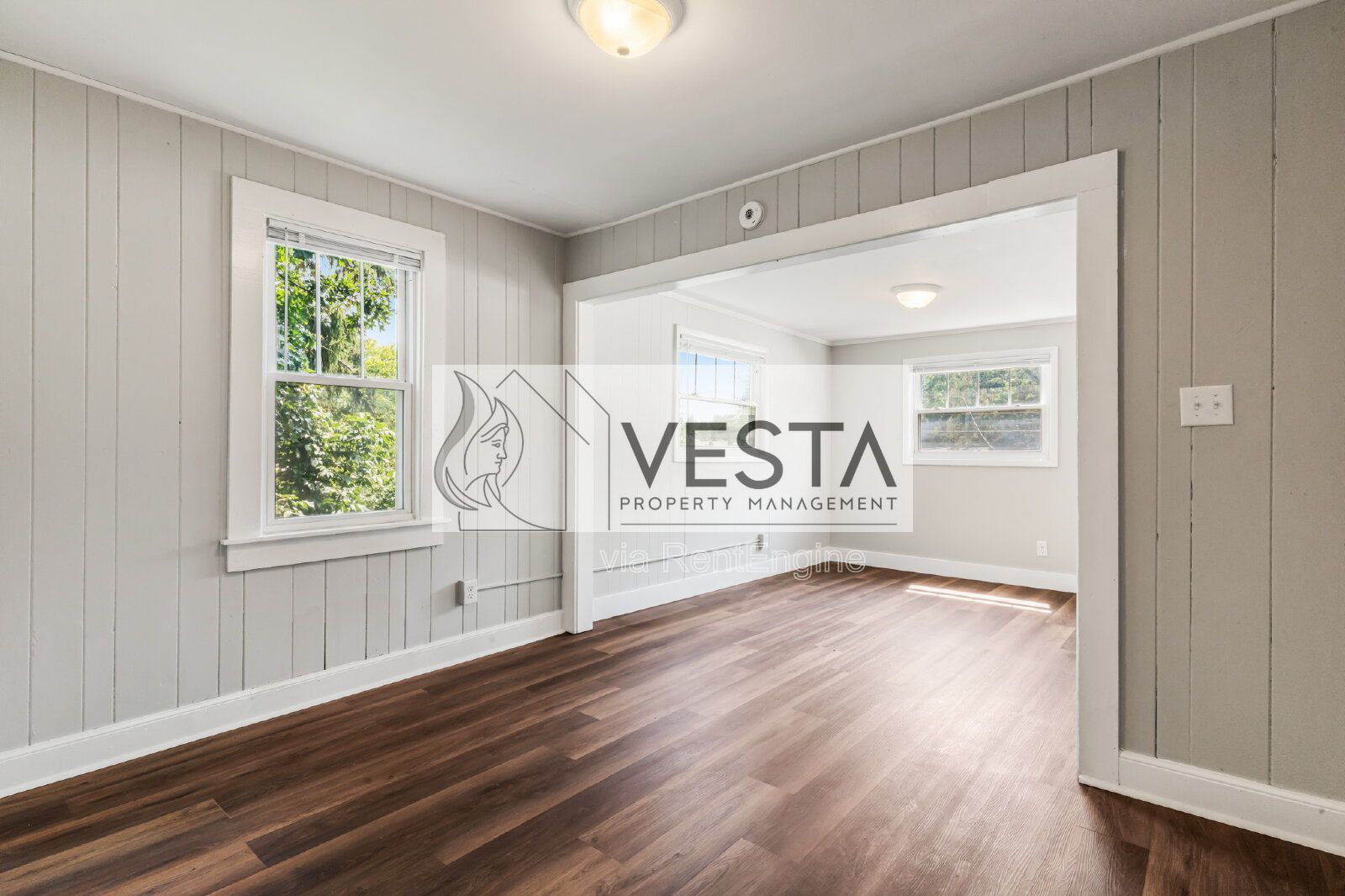 Studio Apartment - Walkable to Downtown and all of Merrimon property image