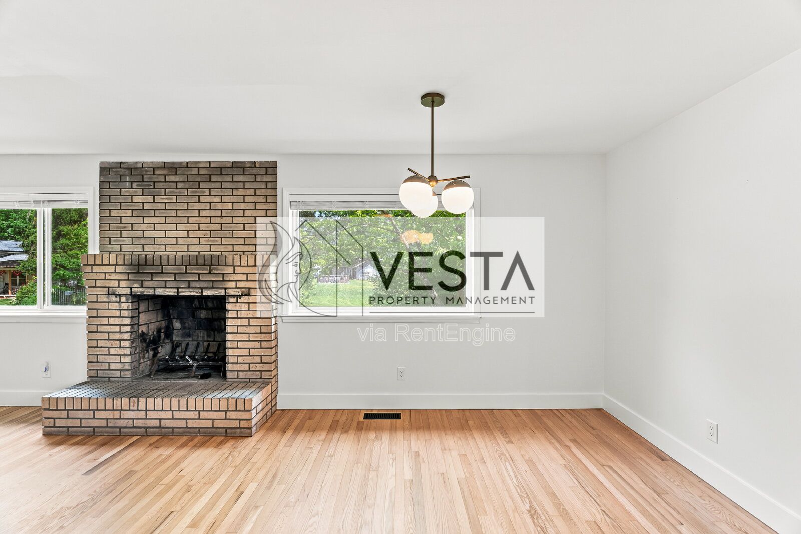 3BR/2BA Home with Bonus Room near Downtown Brevard property image