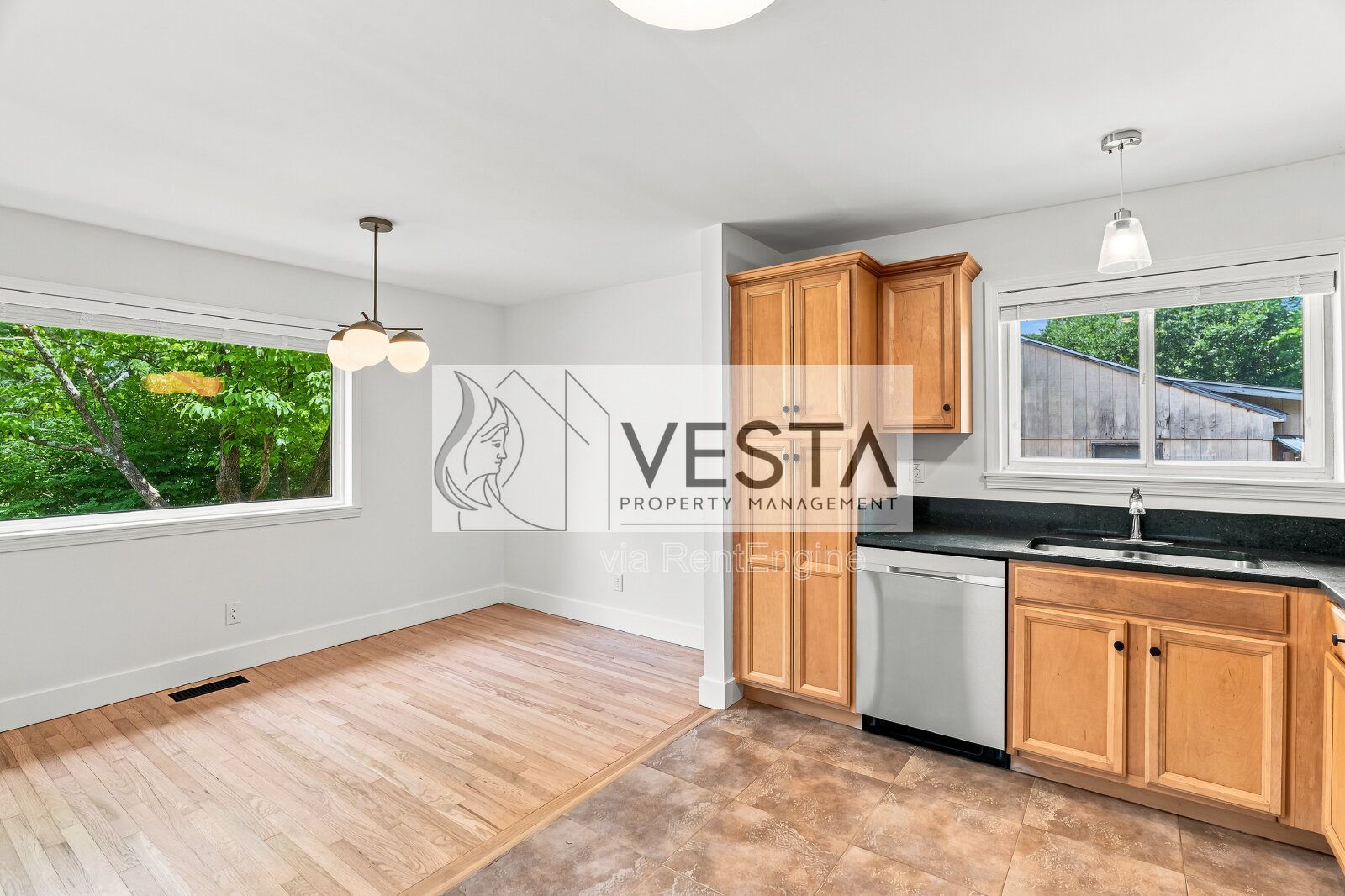 3BR/2BA Home with Bonus Room near Downtown Brevard property image
