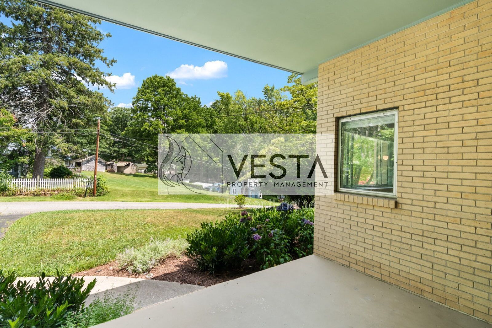 3BR/2BA Home with Bonus Room near Downtown Brevard property image