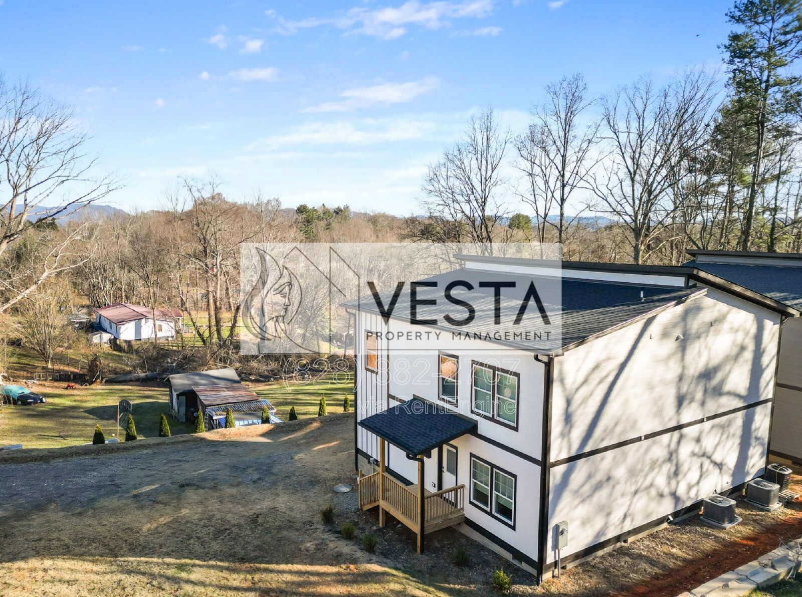 Brand New Luxury 2-Bedroom in West Asheville | 10ft Ceilings property image