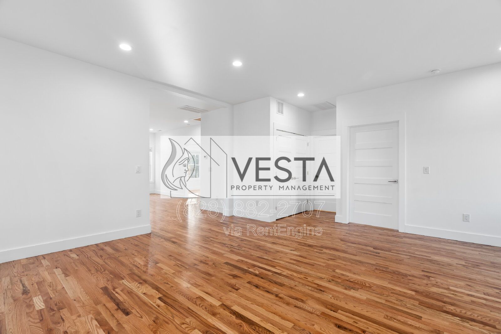 Brand New Luxury 2-Bedroom in West Asheville | 10ft Ceilings property image
