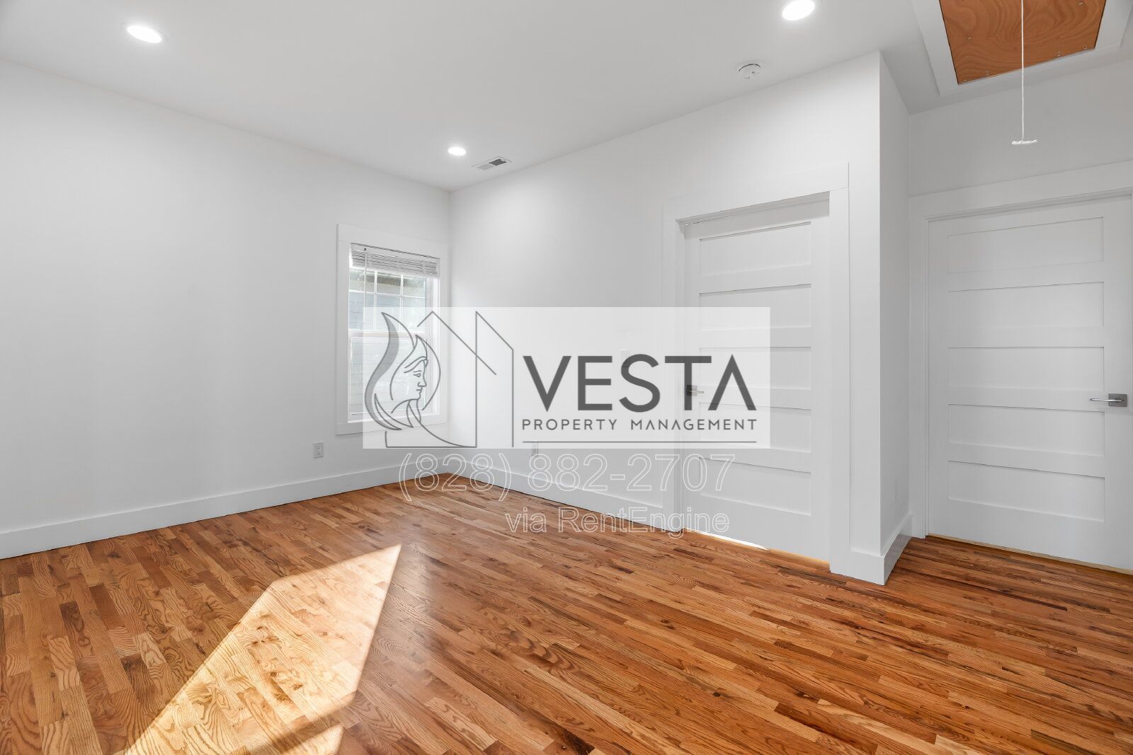 Brand New Luxury 2-Bedroom in West Asheville | 10ft Ceilings property image