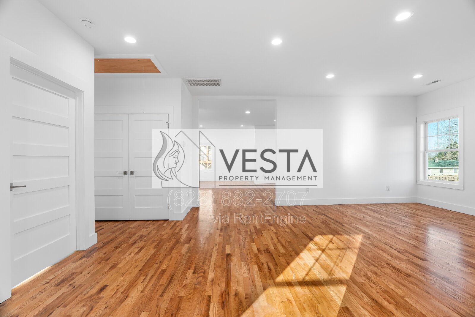 Brand New Luxury 2-Bedroom in West Asheville | 10ft Ceilings property image