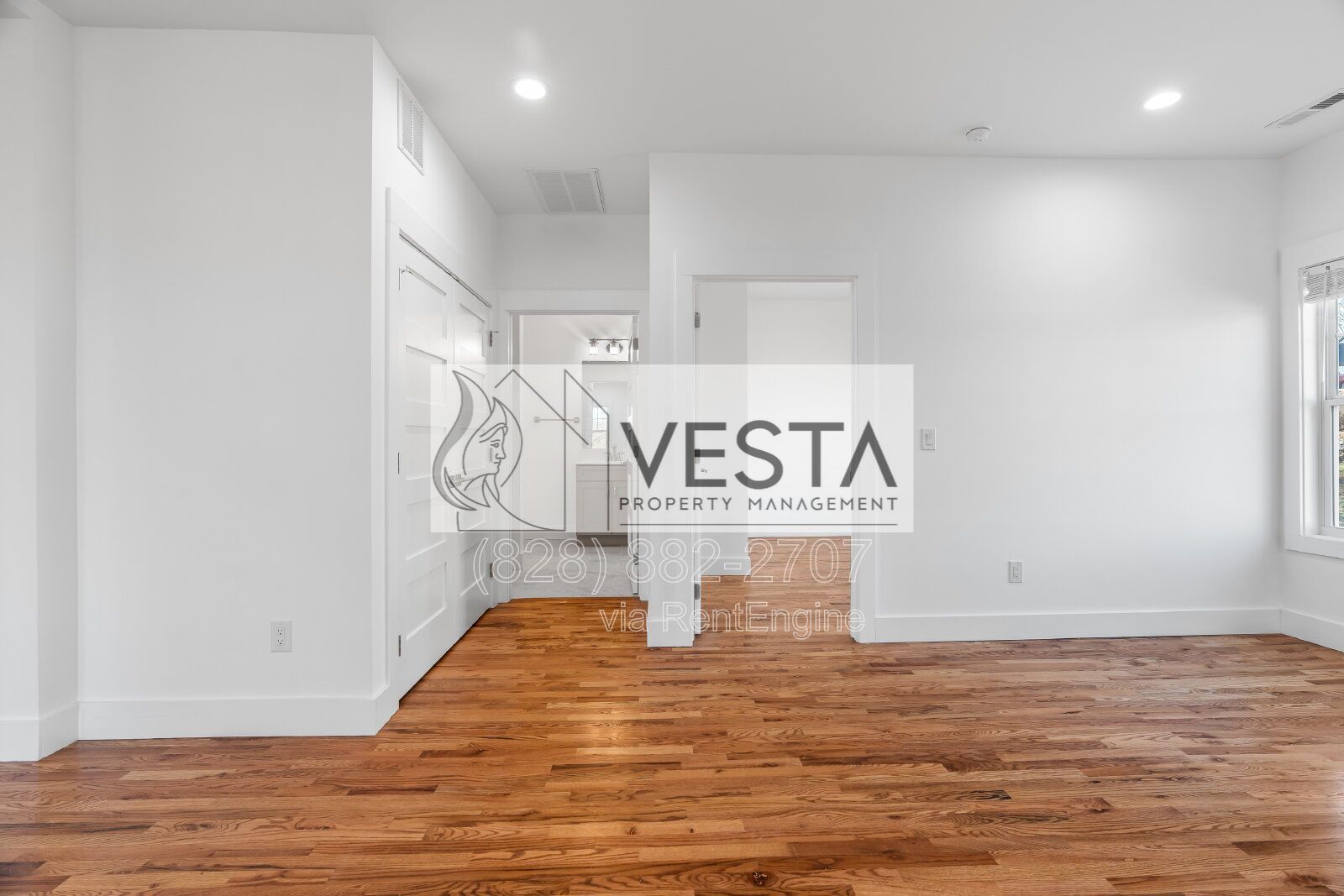 Brand New Luxury 2-Bedroom in West Asheville | 10ft Ceilings property image