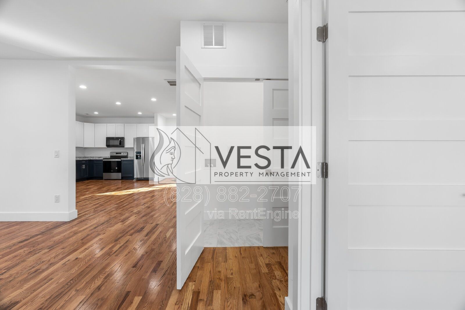 Brand New Luxury 2-Bedroom in West Asheville | 10ft Ceilings property image