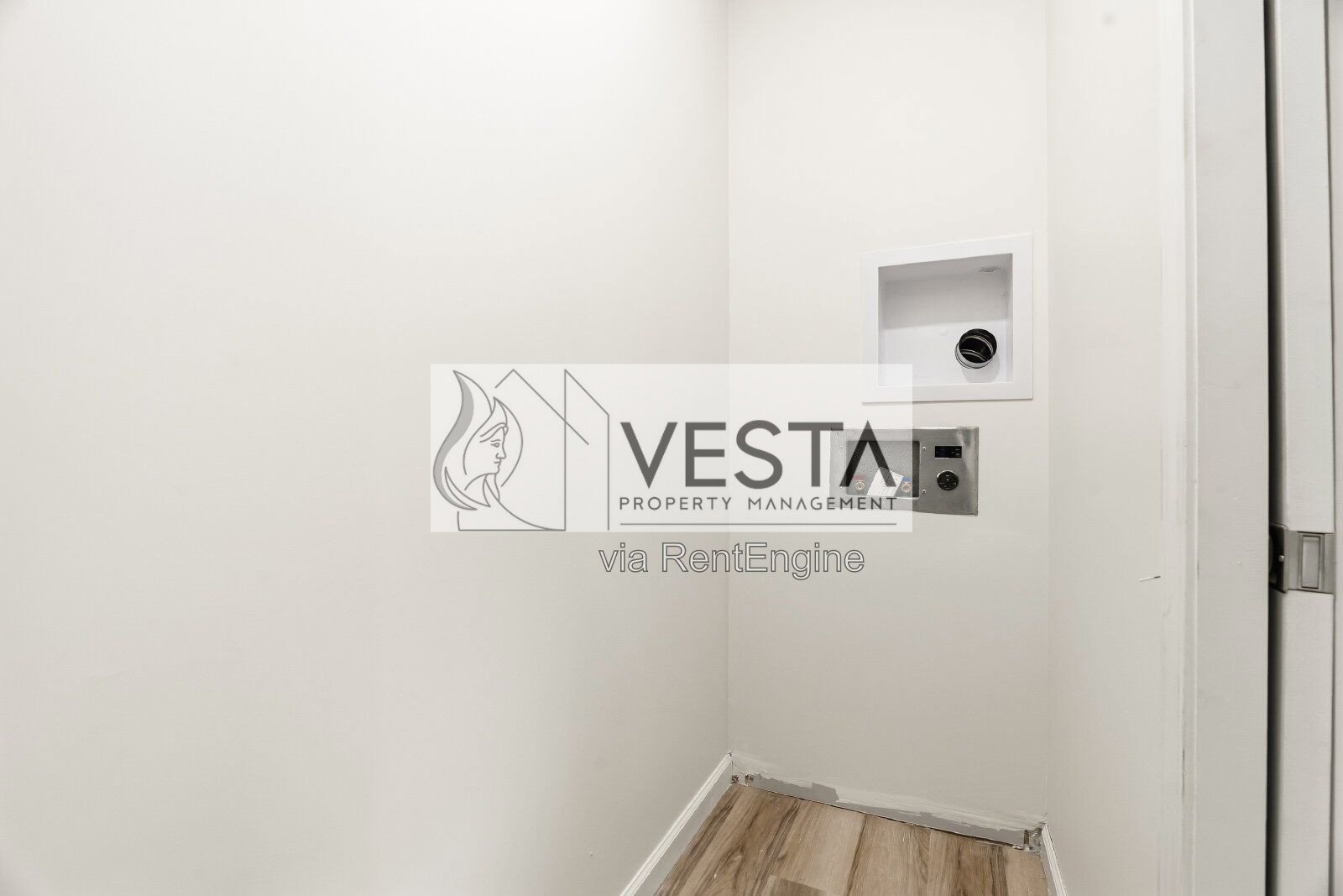 Brand New 2BR Duplex in West Asheville – Modern Design & Large Yard property image
