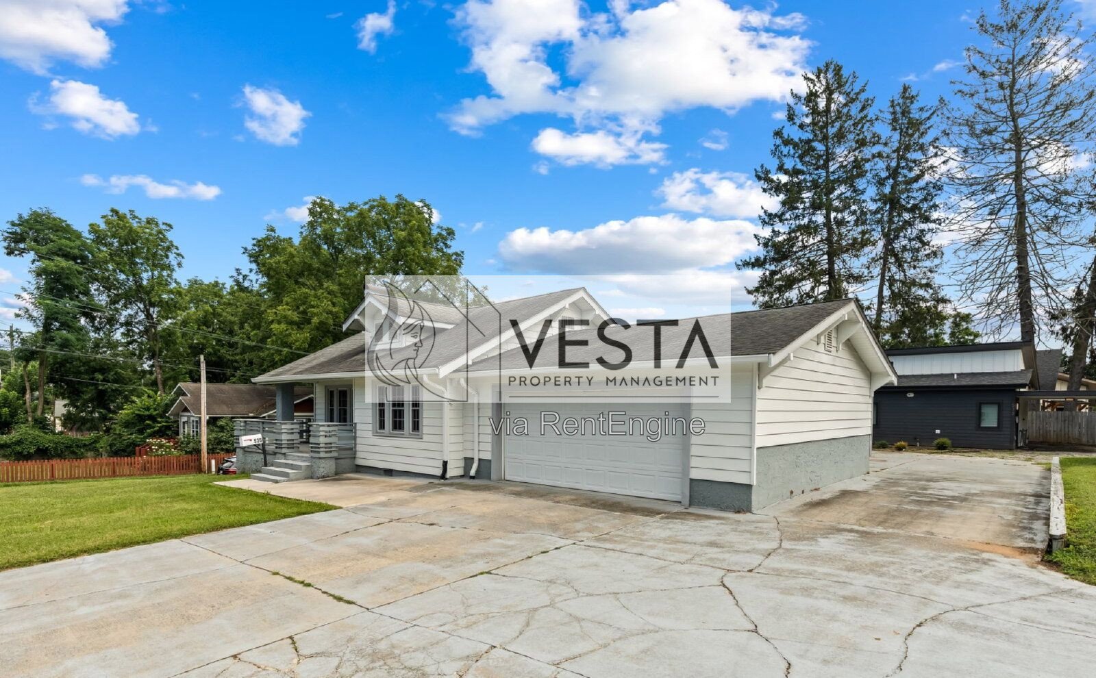 Charming 2BR/2BA Oakley Home with Heated Garage & Deck property image