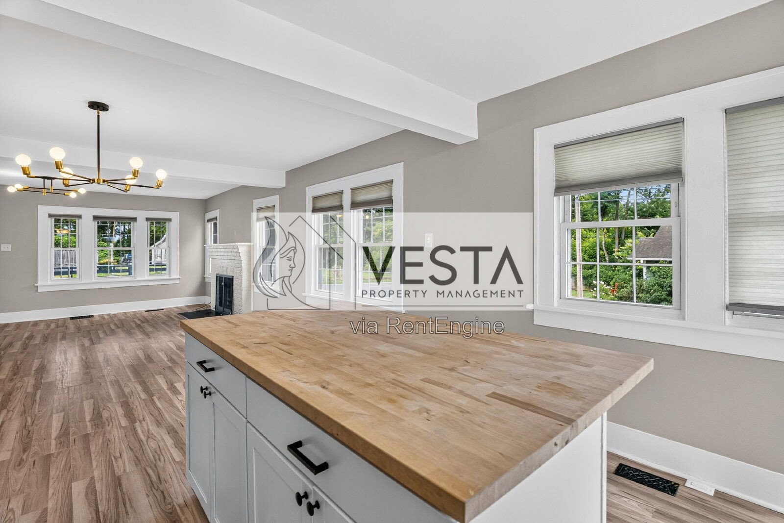 Charming 2BR/2BA Oakley Home with Heated Garage & Deck property image
