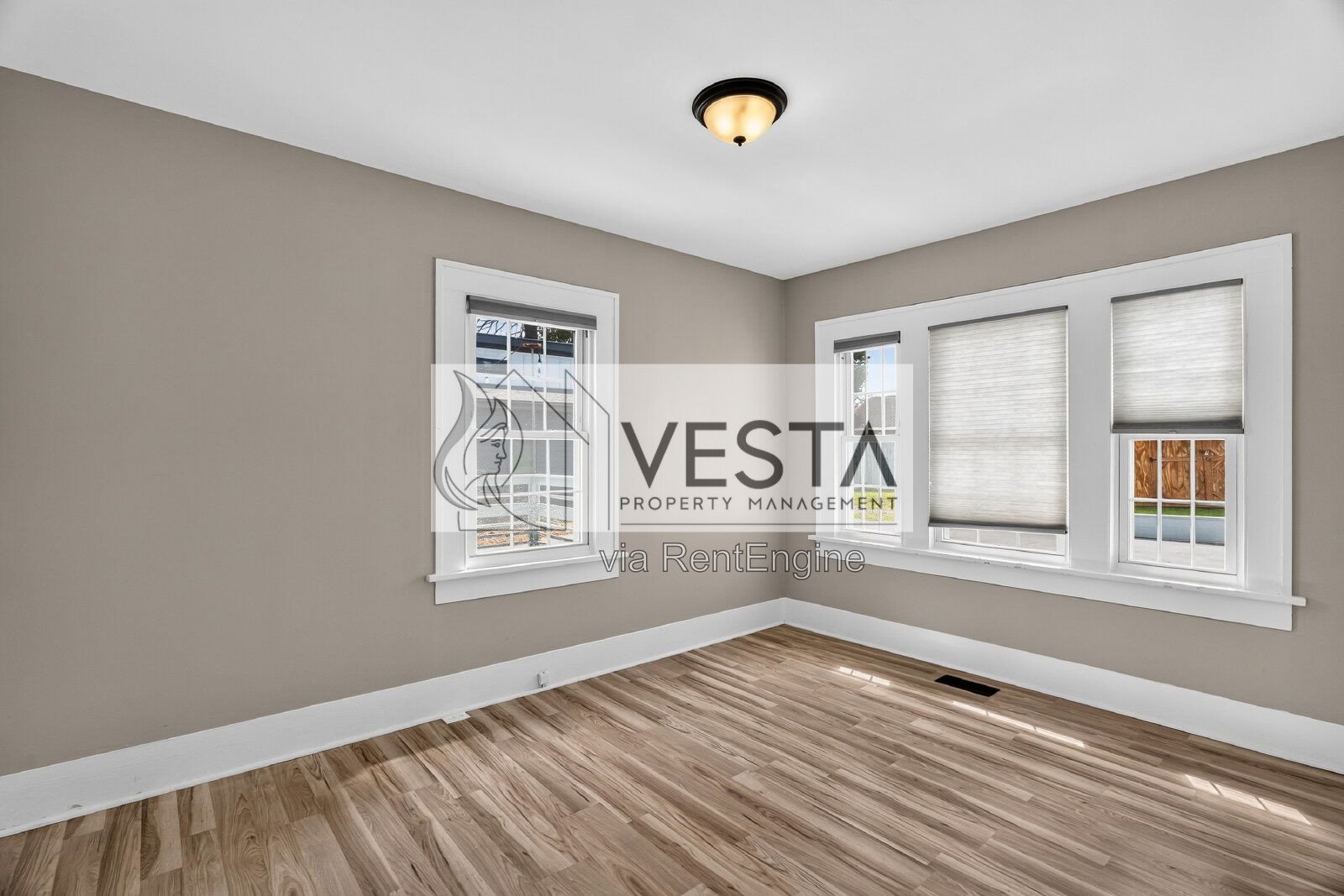 Charming 2BR/2BA Oakley Home with Heated Garage & Deck property image