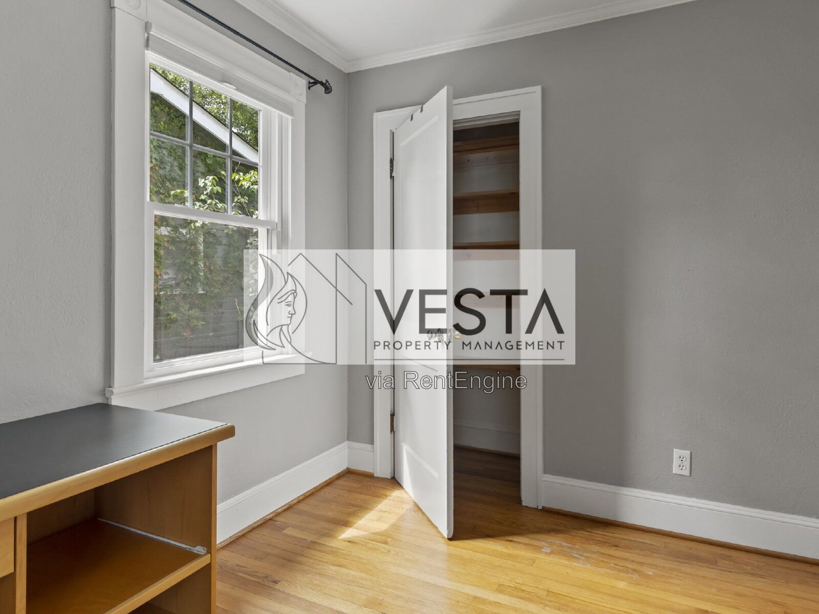 Charming 2-Bed Oasis in Asheville - Perfect Blend of Comfort and Convenience! property image