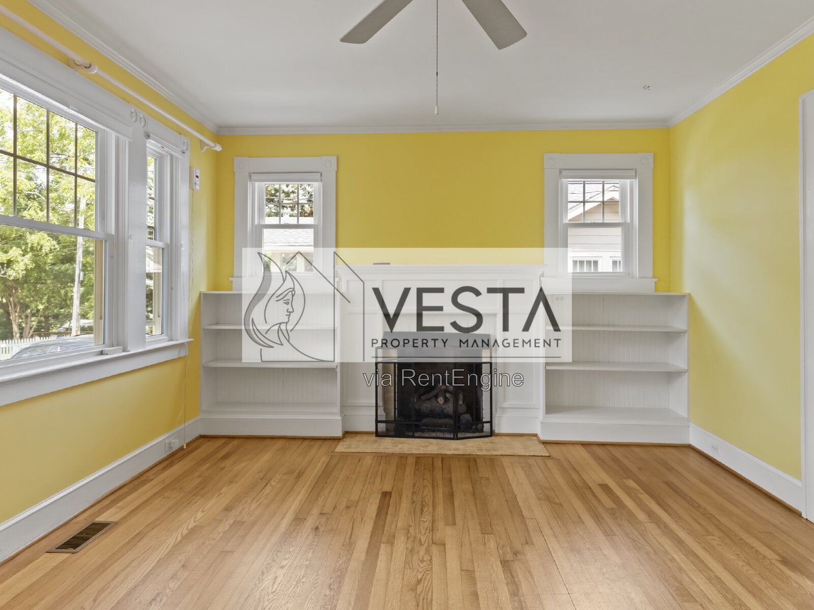 Charming 2-Bed Oasis in Asheville - Perfect Blend of Comfort and Convenience! property image
