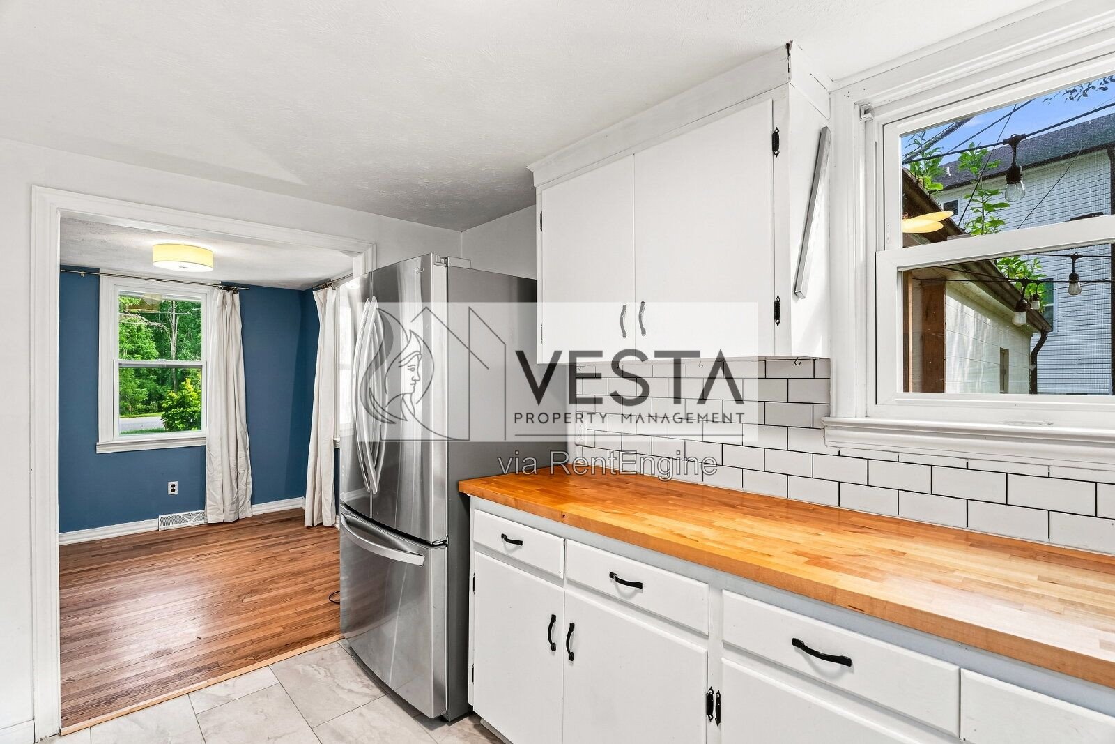 Charming 3-Bedroom with 2-Car Garage! Candler! property image