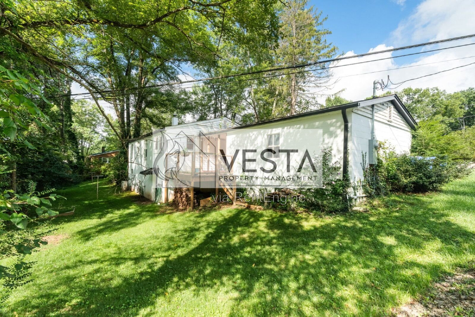 Charming 3-Bedroom with 2-Car Garage! Candler! property image