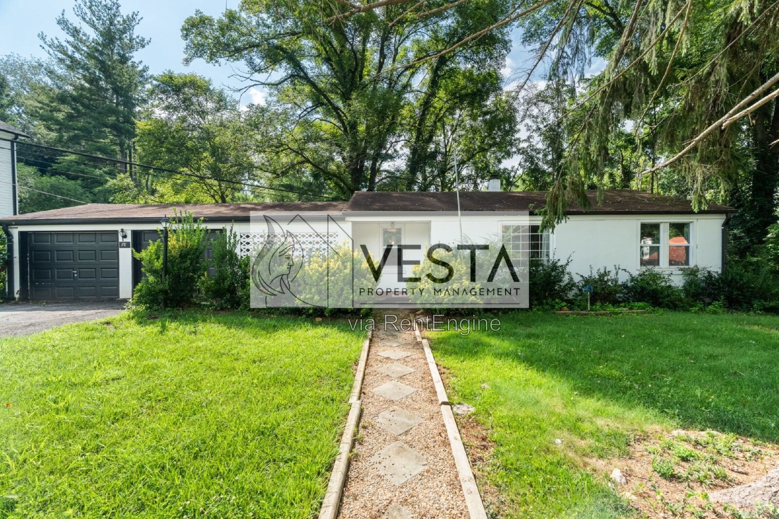 Charming 3-Bedroom with 2-Car Garage! Candler! property image