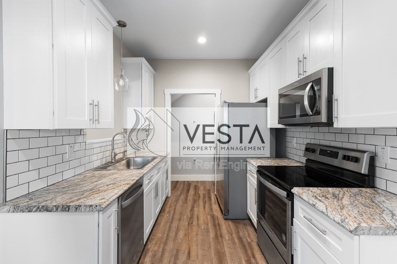 Charming 3-Bed Retreat in Swannanoa | Private Baths for Every Bedroom property image