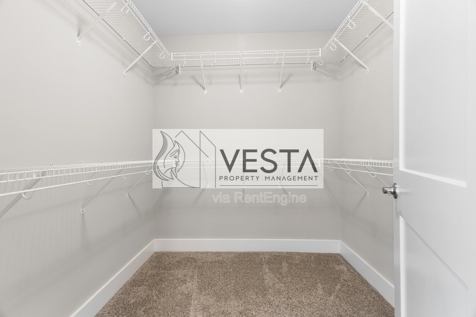 Charming 3-Bed Retreat in Swannanoa | Private Baths for Every Bedroom property image