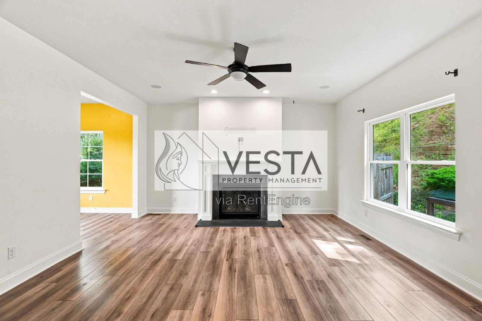 Embrace Comfort and Space: 4-Bedroom Haven at 21 Moss Pink Place, Asheville! property image