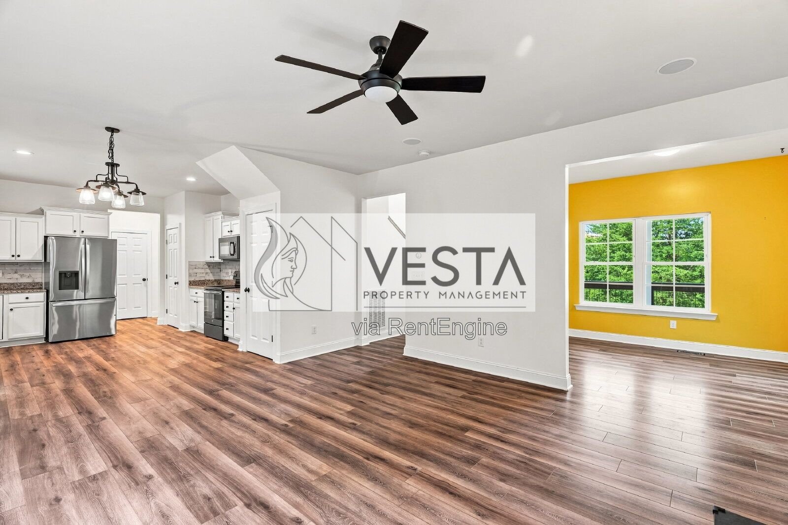 Embrace Comfort and Space: 4-Bedroom Haven at 21 Moss Pink Place, Asheville! property image