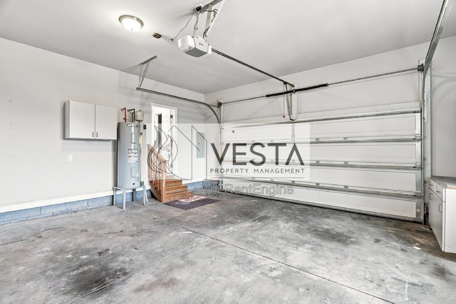 Embrace Comfort and Space: 4-Bedroom Haven at 21 Moss Pink Place, Asheville! property image