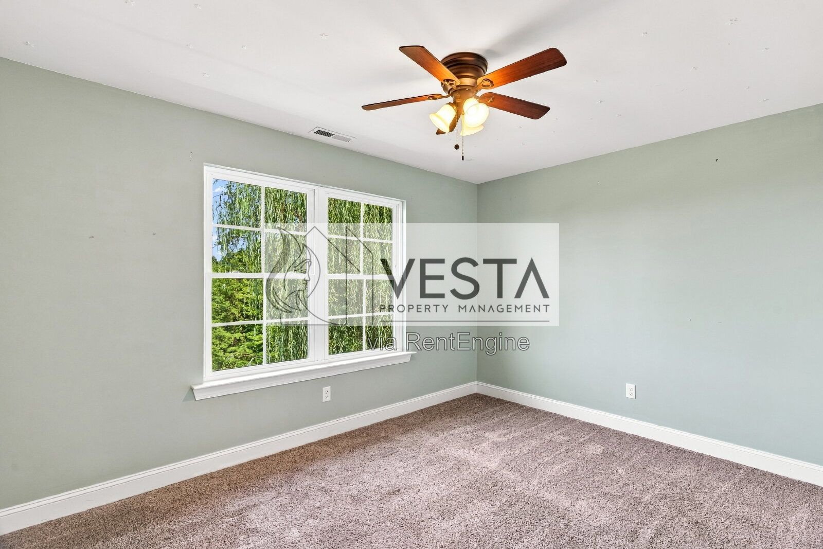Embrace Comfort and Space: 4-Bedroom Haven at 21 Moss Pink Place, Asheville! property image