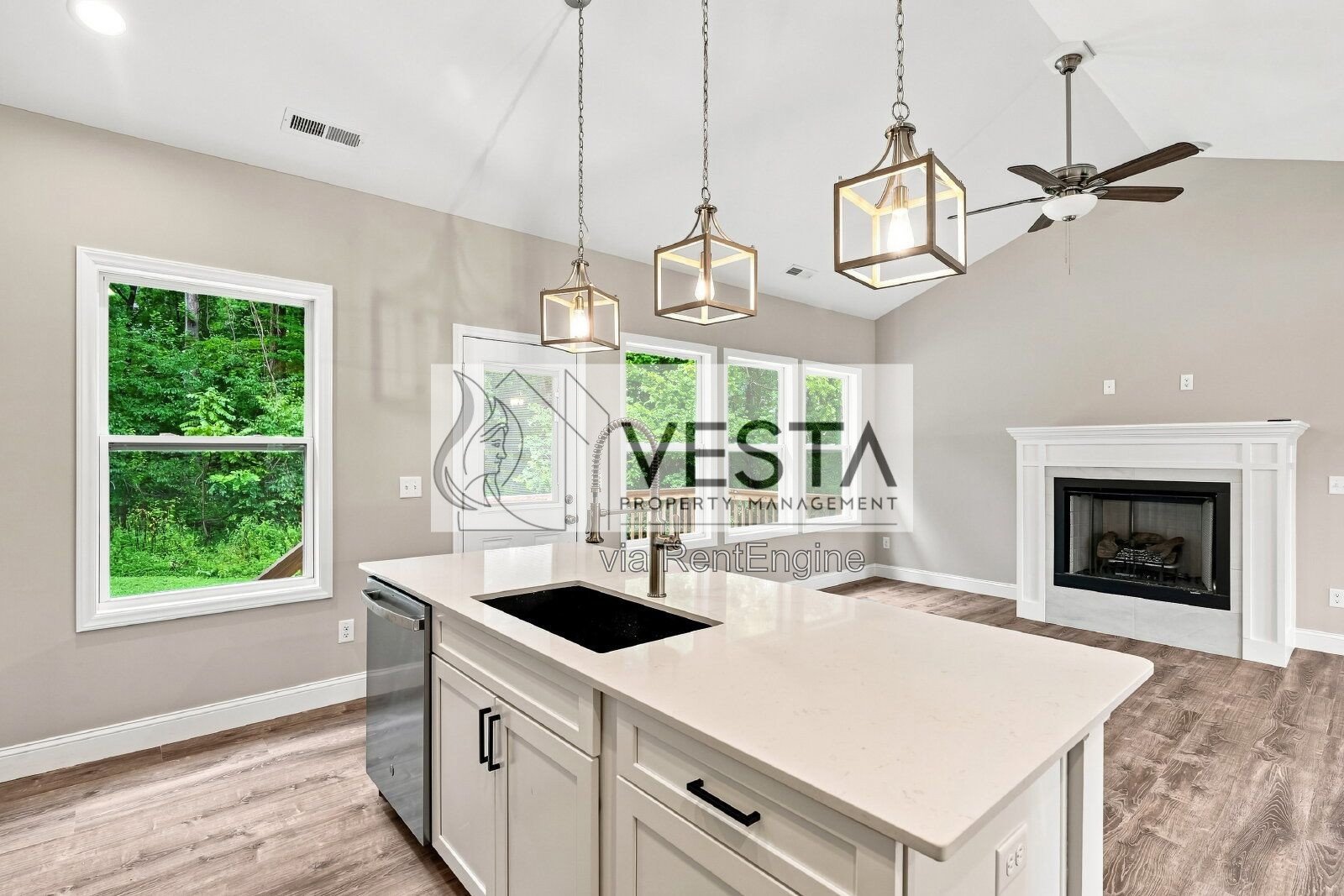 Charming 3-Bedroom Home in Asheville with 2 Full Baths and Spacious 2028 Sq Ft Layout! property image