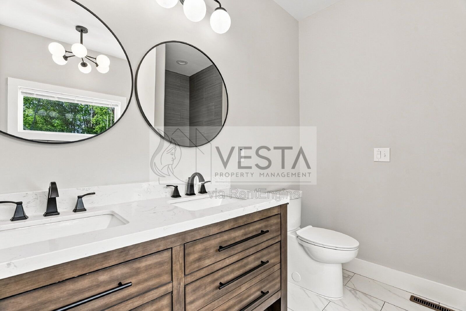 Modern 3BR/2.5BA Home in West Asheville - close to everything property image