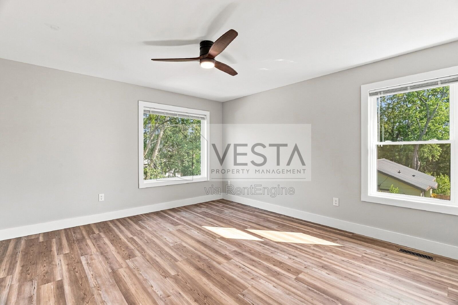 Modern 3BR/2.5BA Home in West Asheville - close to everything property image