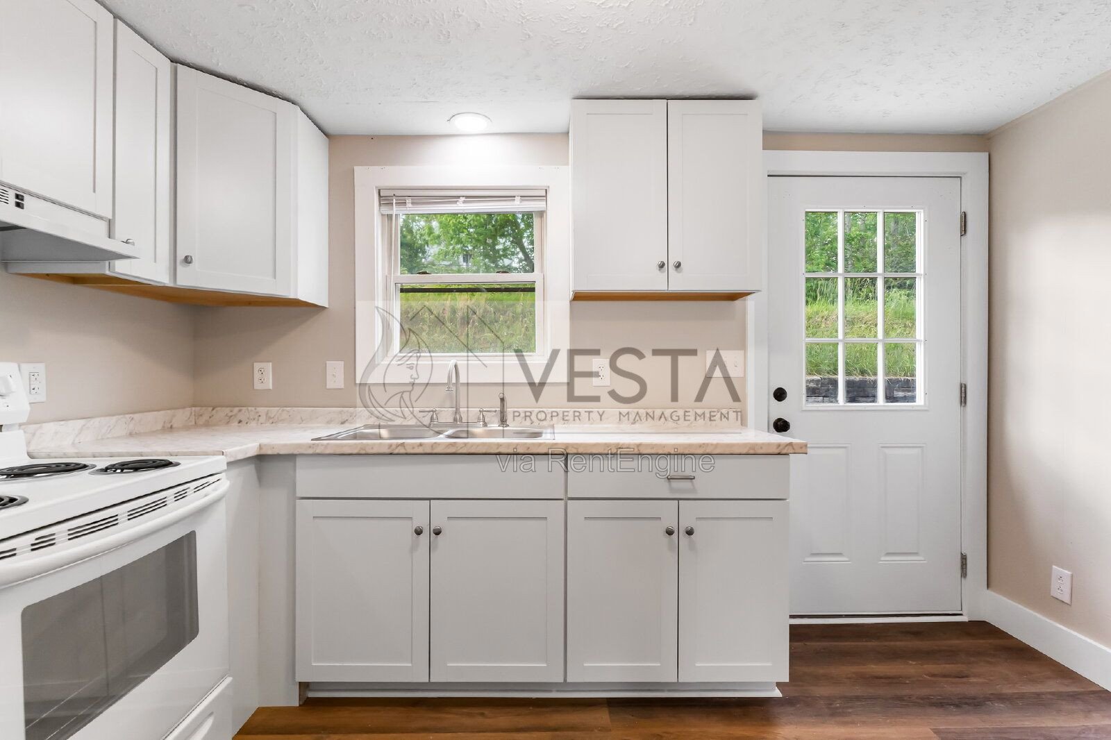 Renovated 2BR Townhome Apartment in Marion | Walk to Downtown | Heat Pump & A/C property image