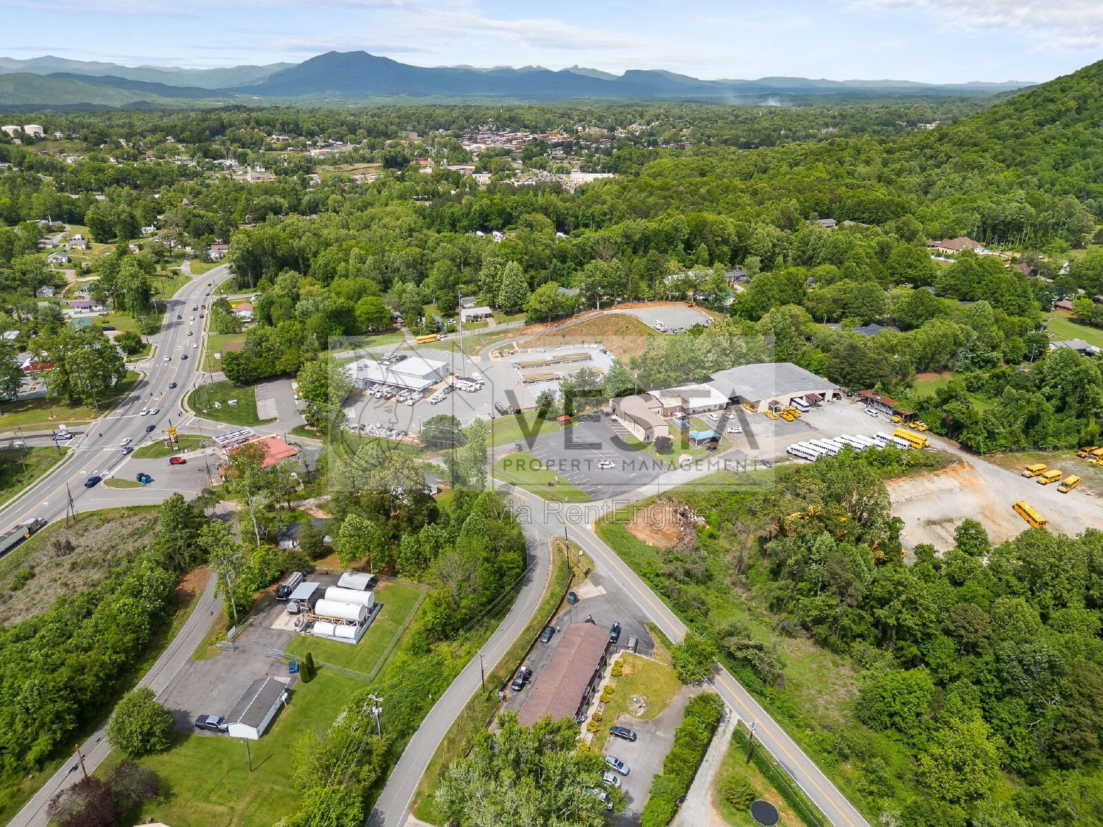 Renovated 2BR Townhome Apartment in Marion | Walk to Downtown | Heat Pump & A/C property image