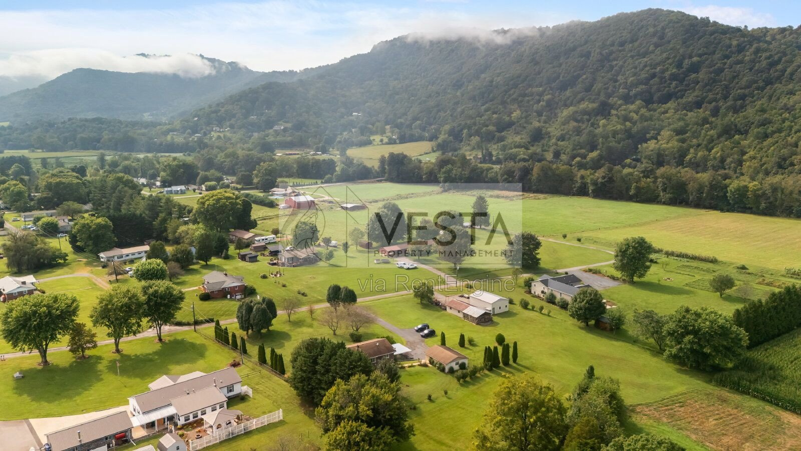 Furnished 3BR/3BA Mountain Home in Canton - Bethel Community property image