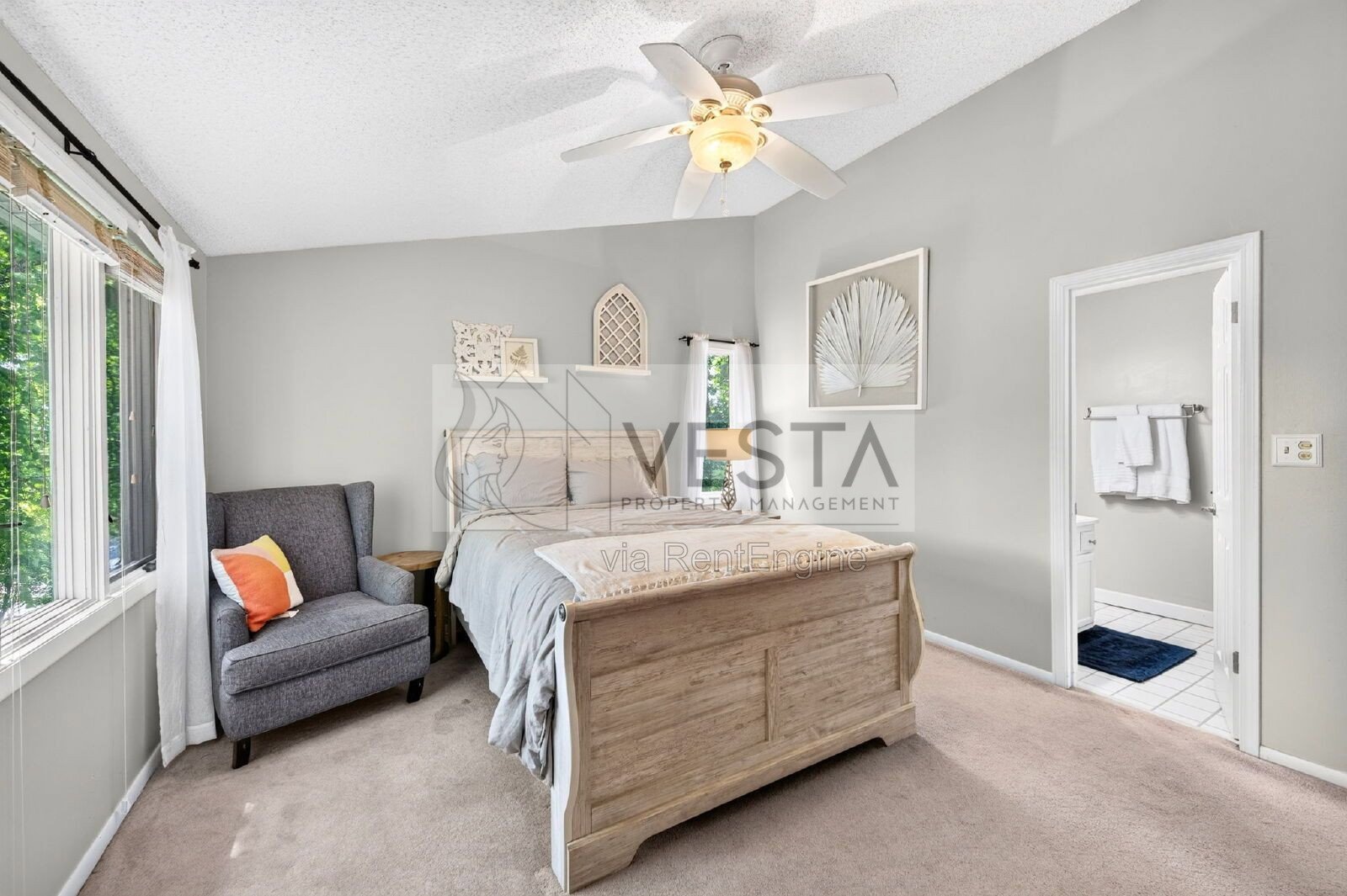 3BR/3BA Condo in South Asheville – Finished Basement & Pool Access property image