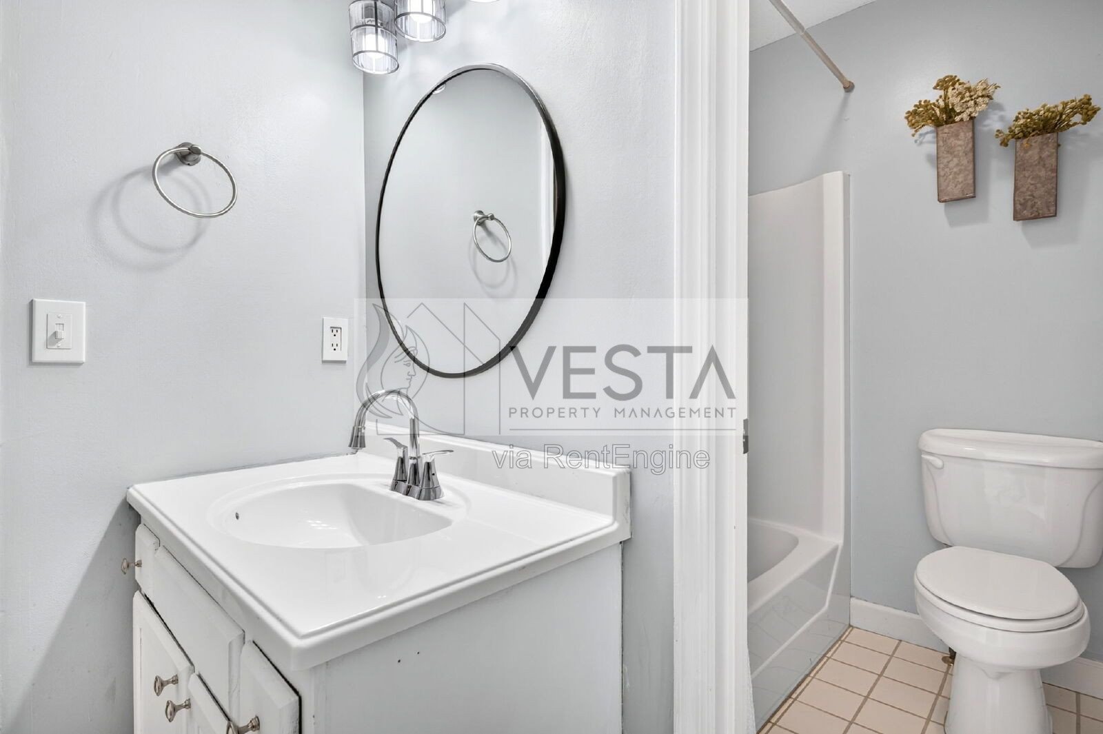 3BR/3BA Condo in South Asheville – Finished Basement & Pool Access property image