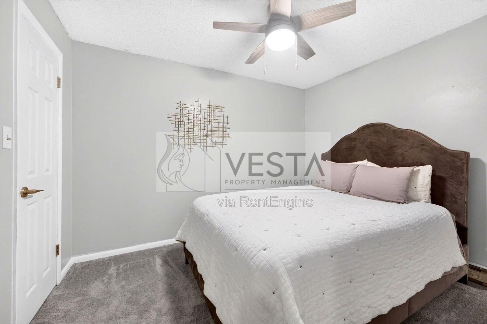 3BR/3BA Condo in South Asheville – Finished Basement & Pool Access property image