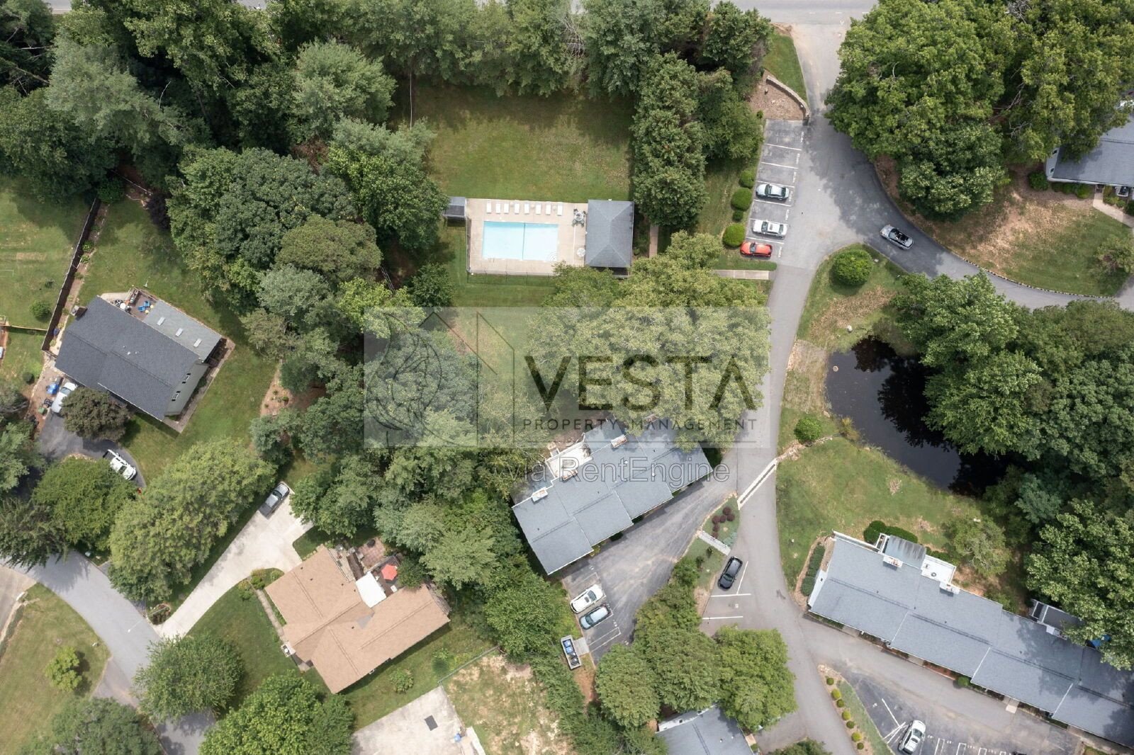 3BR/3BA Condo in South Asheville – Finished Basement & Pool Access property image