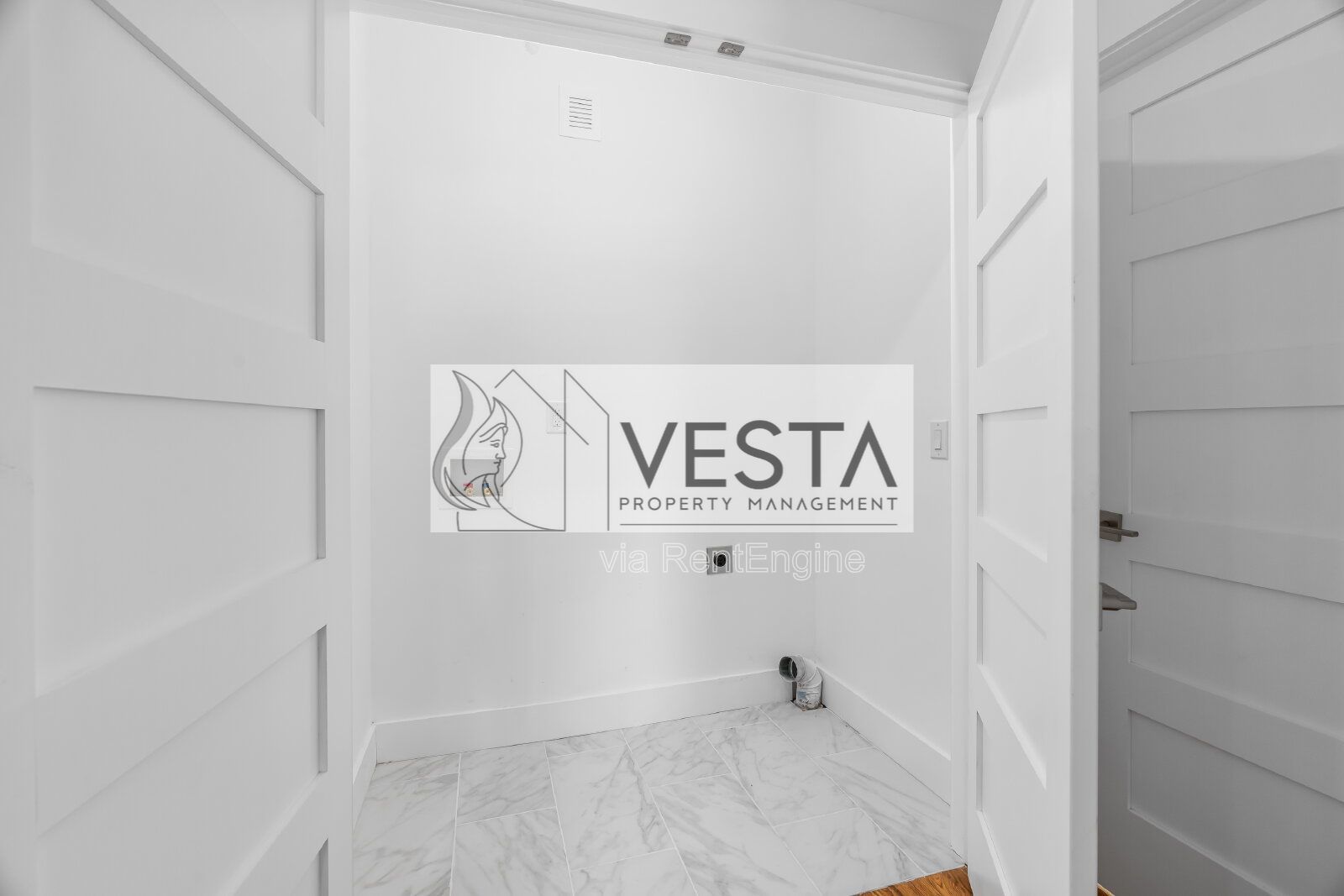 Brand New Luxury 2-Bedroom in West Asheville | 10ft Ceilings property image