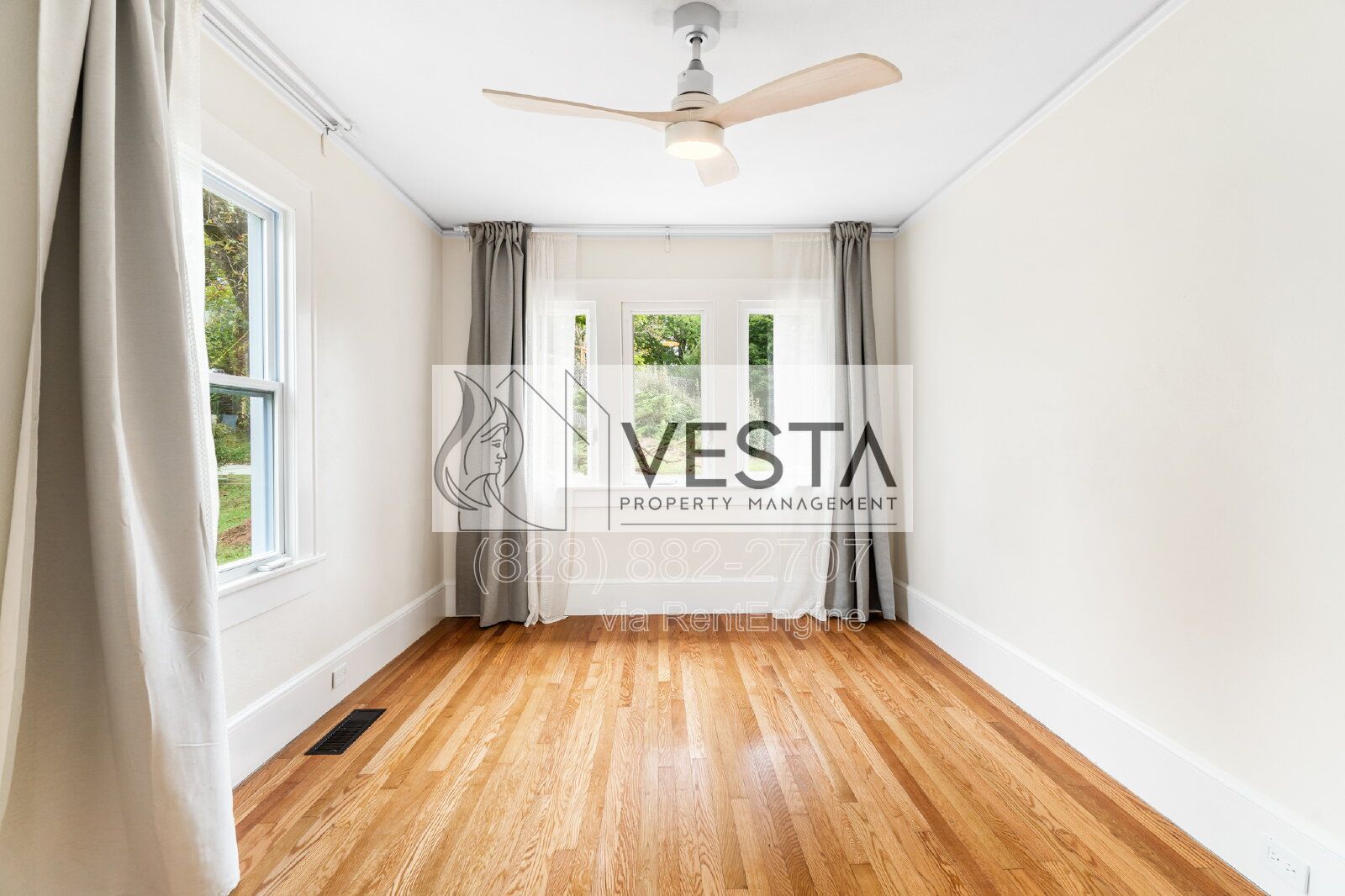 Spacious 3BR West Asheville – Garage + All Utilities Included property image