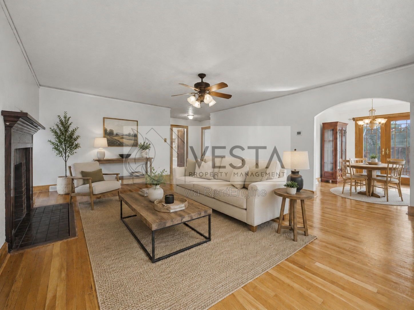 Top-Floor 2BR/1BA Duplex with Mountain Views – Utilities Covered property image