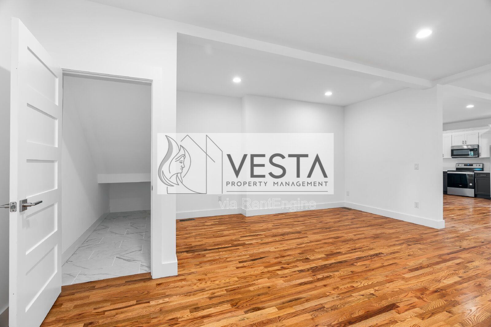 Brand New Luxury 2-Bedroom in West Asheville | 10ft Ceilings property image