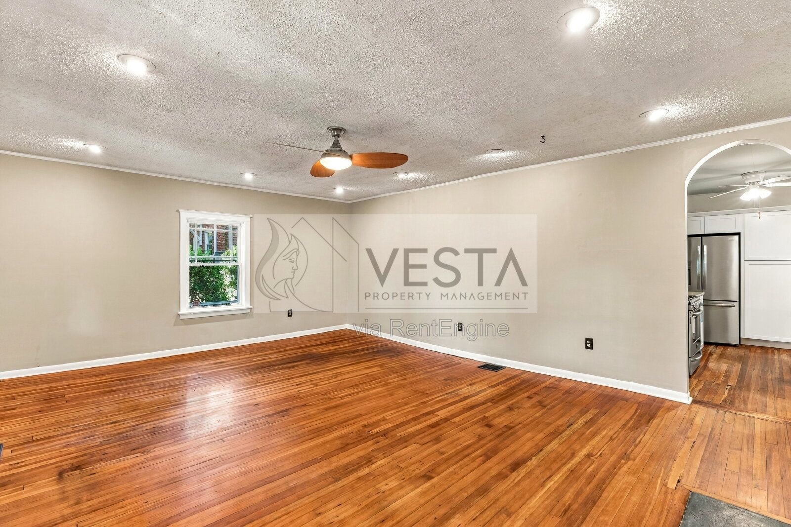 Charming 3BR/1.5BA Downtown Asheville Home with Fenced Yard & Screened Porch property image