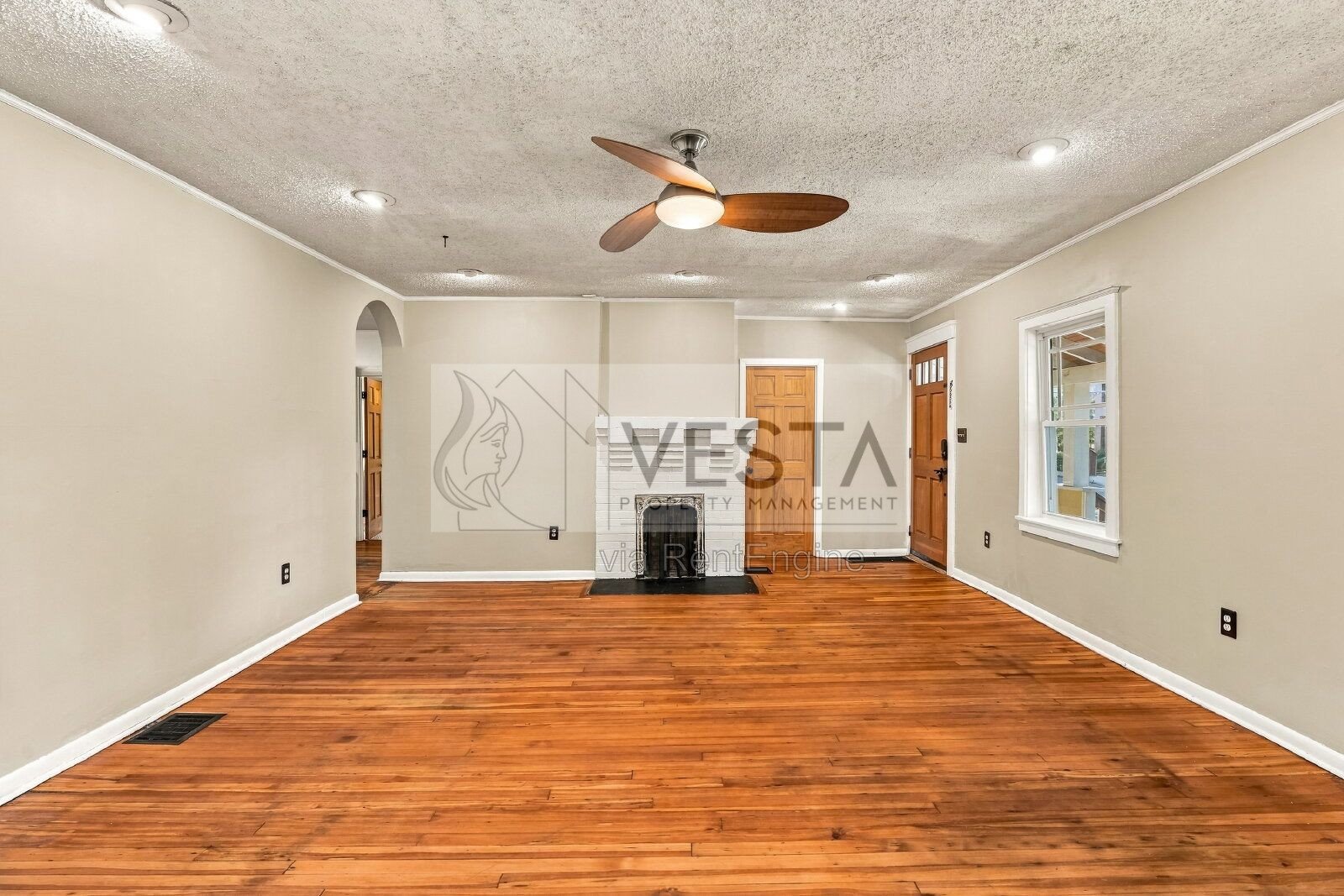 Charming 3BR/1.5BA Downtown Asheville Home with Fenced Yard & Screened Porch property image