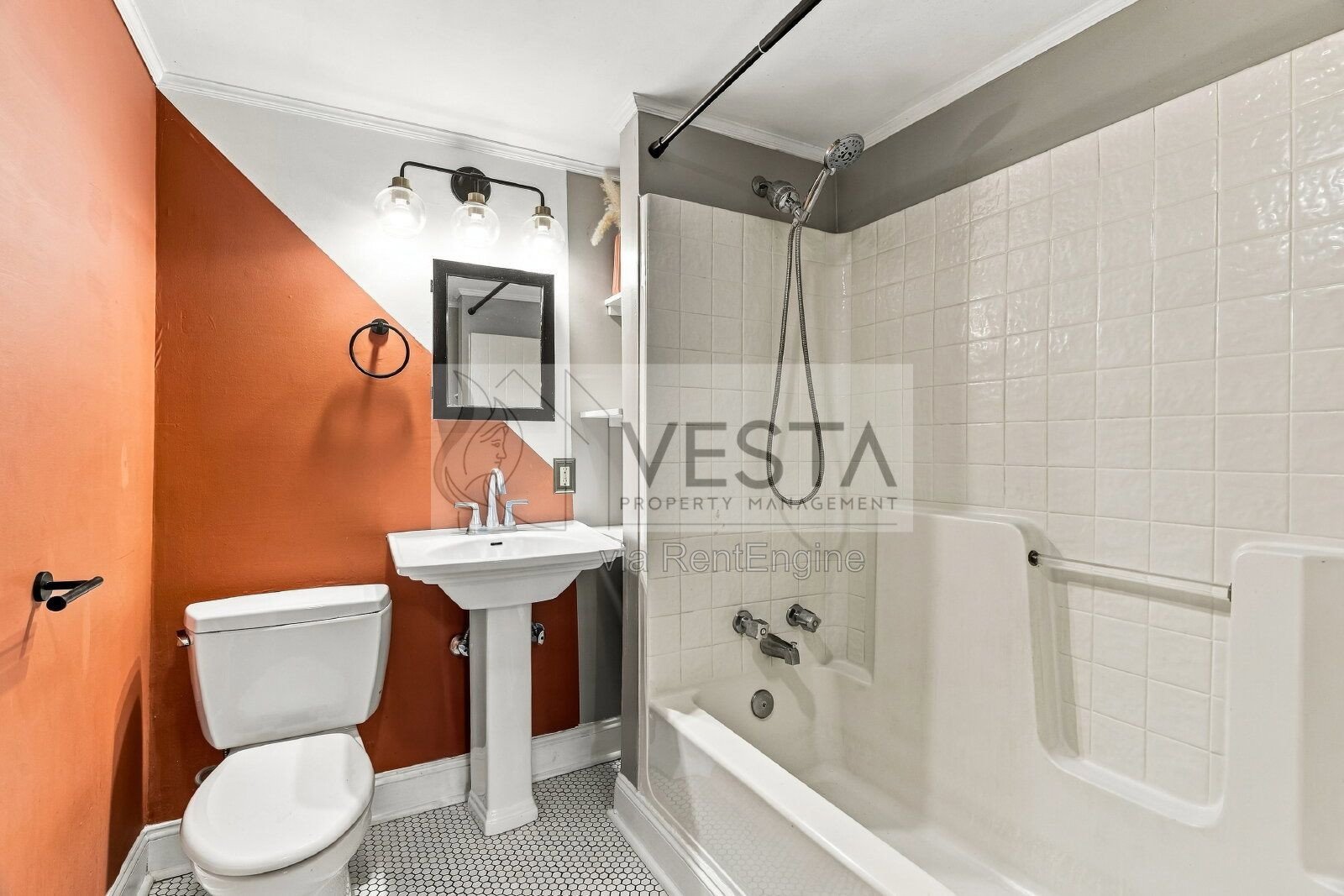 Charming 3BR/1.5BA Downtown Asheville Home with Fenced Yard & Screened Porch property image