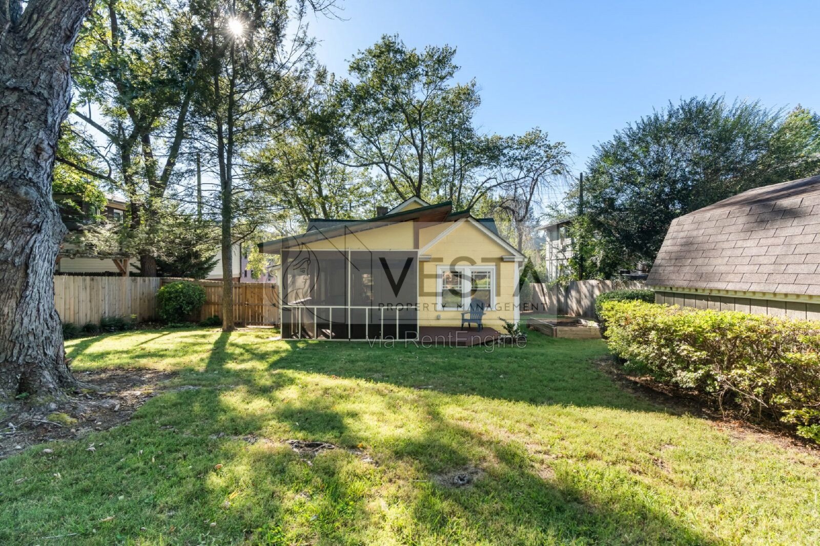 Charming 3BR/1.5BA Downtown Asheville Home with Fenced Yard & Screened Porch property image