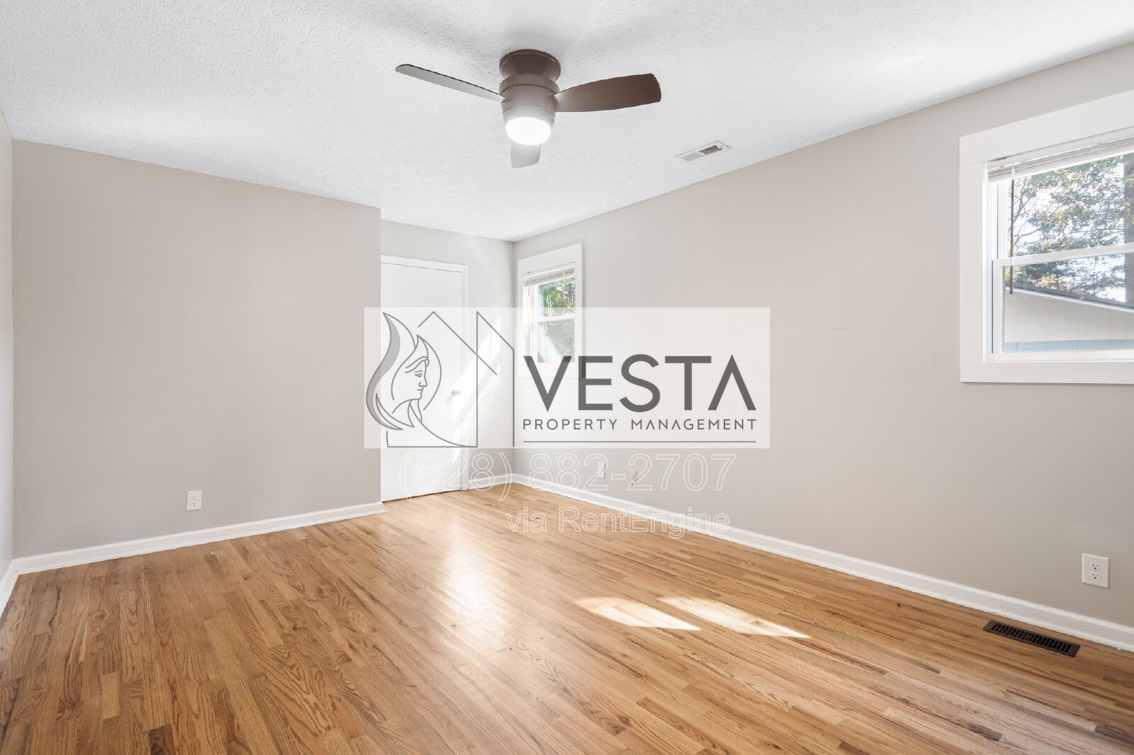 3BR/2BA Ranch with Huge Basement & Garage – Great West Asheville Location property image