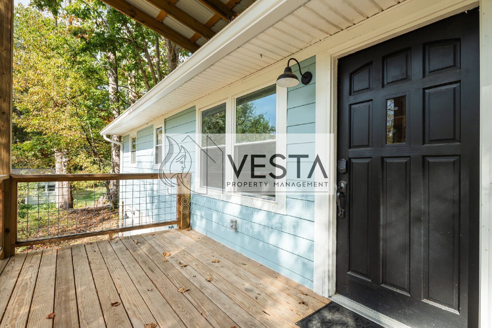 3BR/2BA Ranch with Huge Basement & Garage – Great West Asheville Location property image