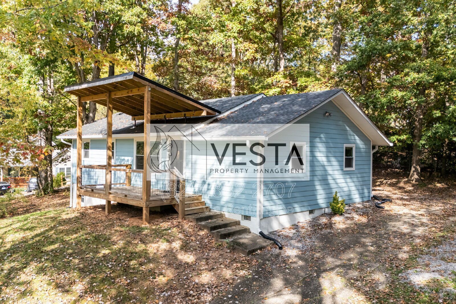 3BR/2BA Ranch with Huge Basement & Garage – Great West Asheville Location property image