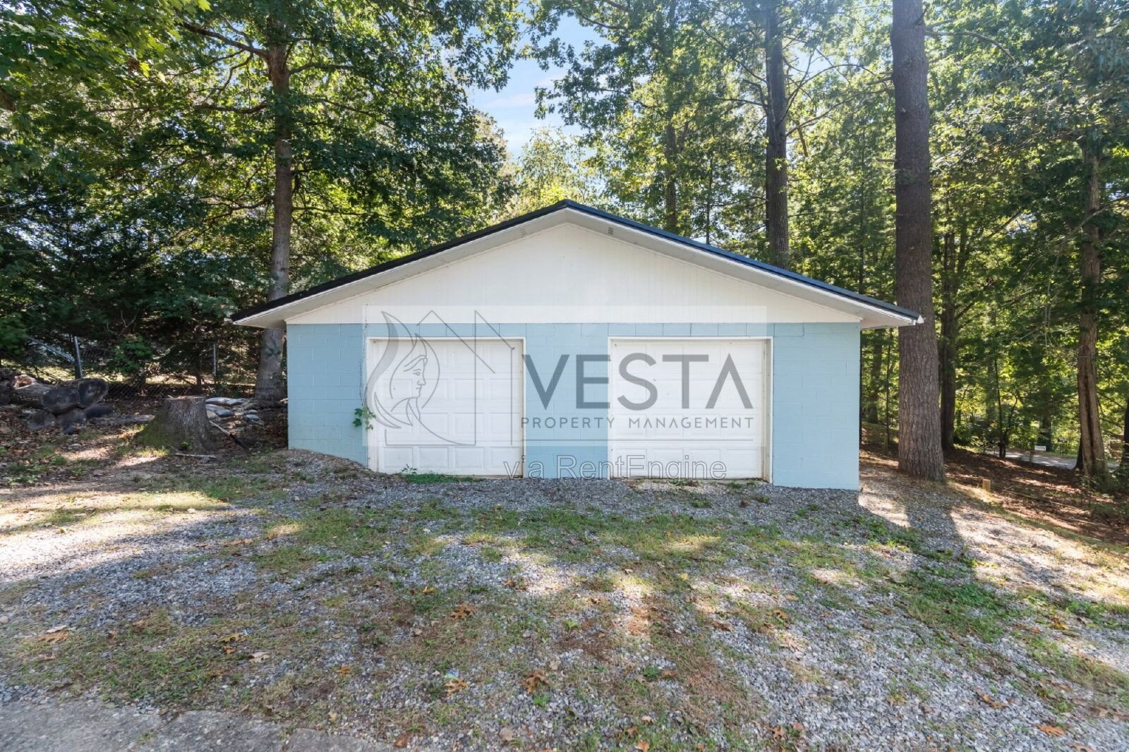 3BR/2BA Ranch with Huge Basement & Garage – Great West Asheville Location property image