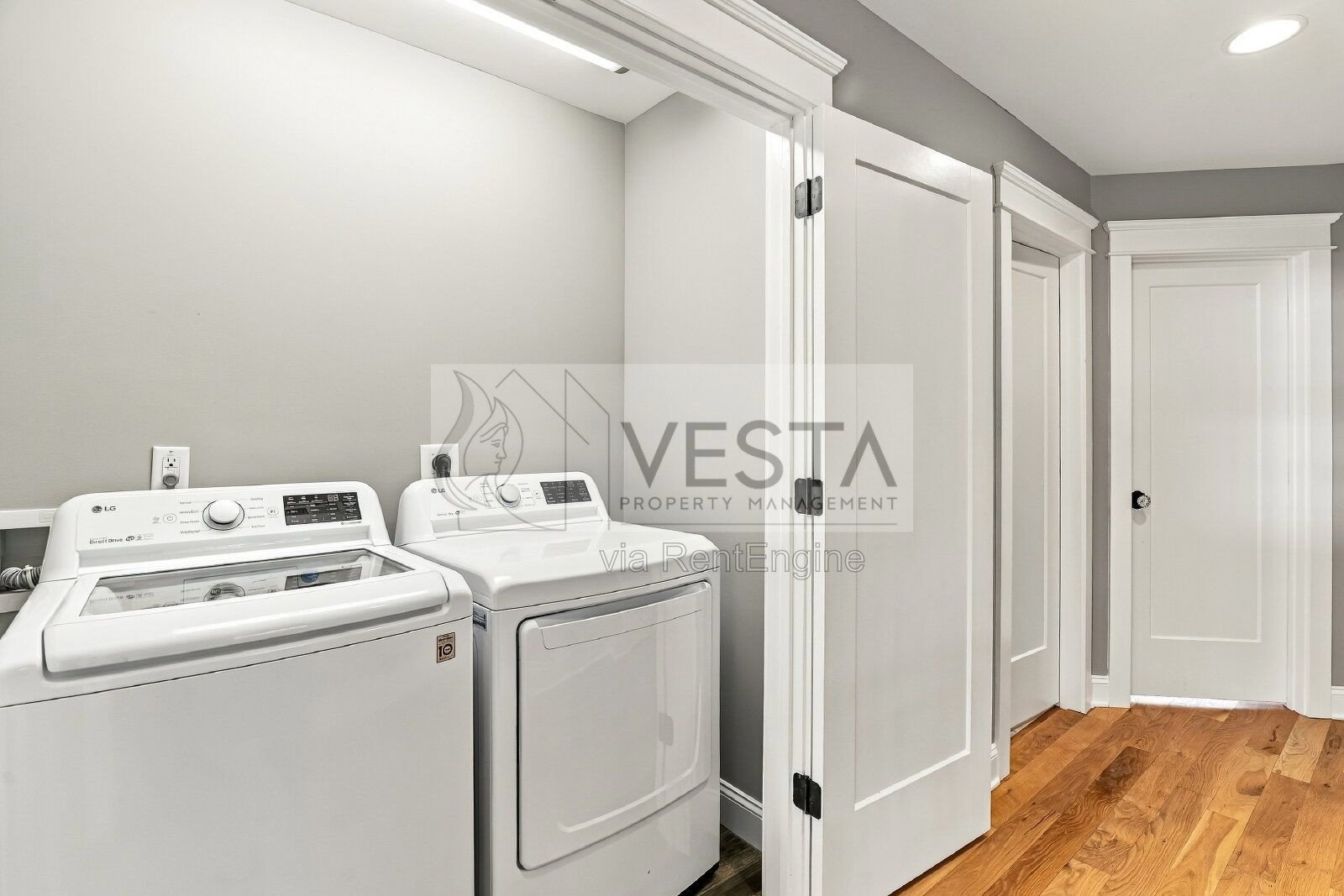 Modern 3BR/2.5BA Home Overlooking Stream — Walk to Downtown Weaverville property image
