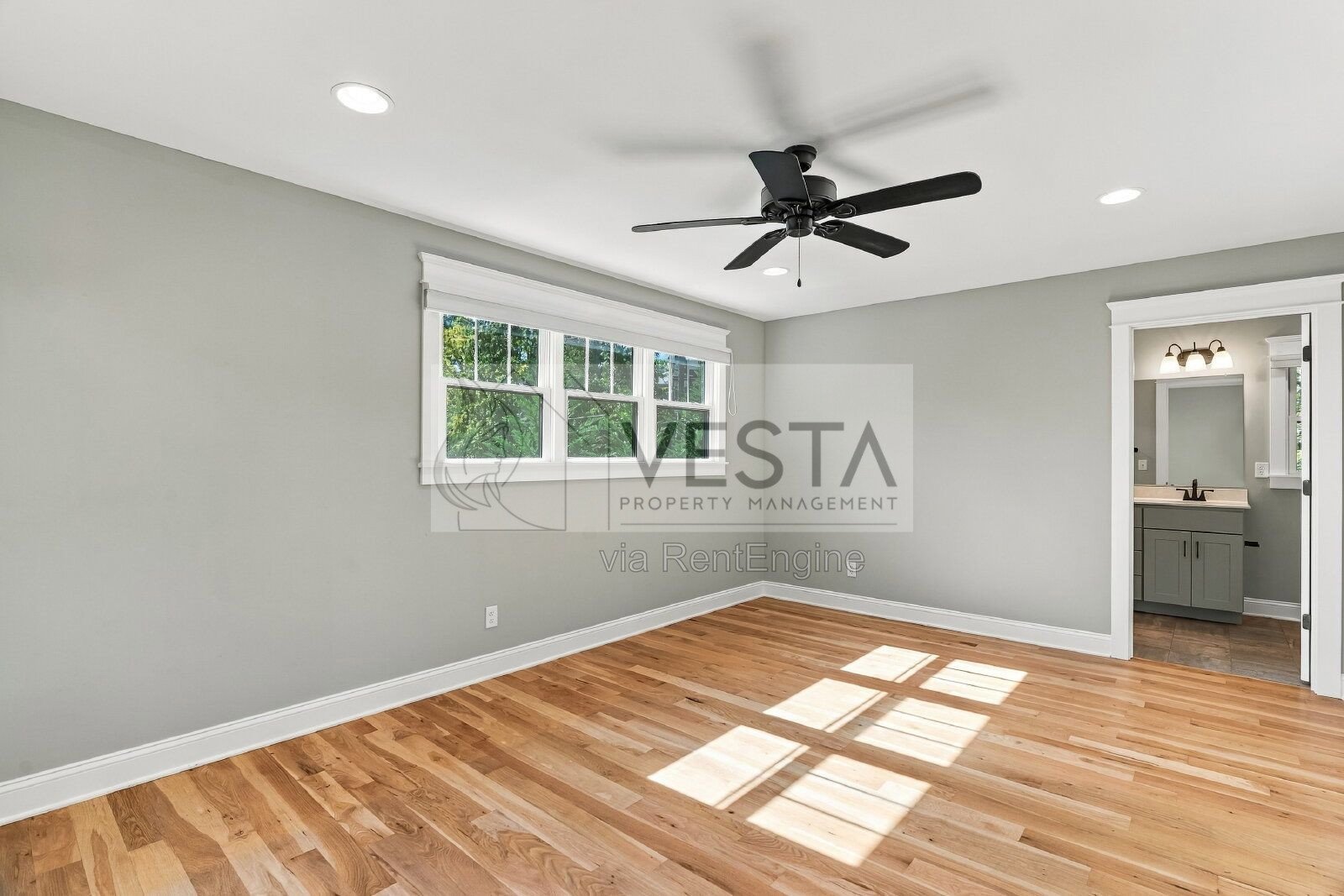 Modern 3BR/2.5BA Home Overlooking Stream — Walk to Downtown Weaverville property image
